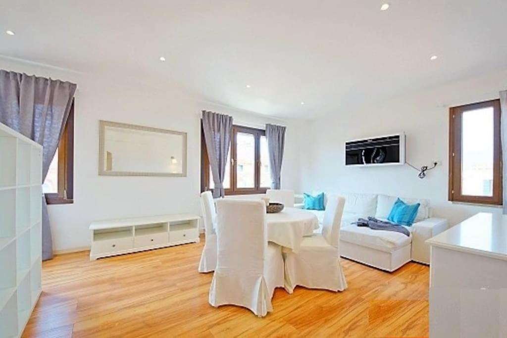 Apartament On The Roofs To Piazza San Marco - Venezia Zewnętrze zdjęcie