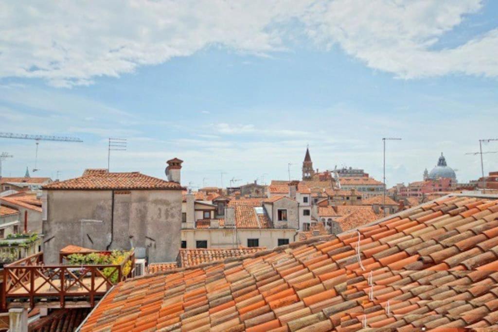 Apartament On The Roofs To Piazza San Marco - Venezia Zewnętrze zdjęcie